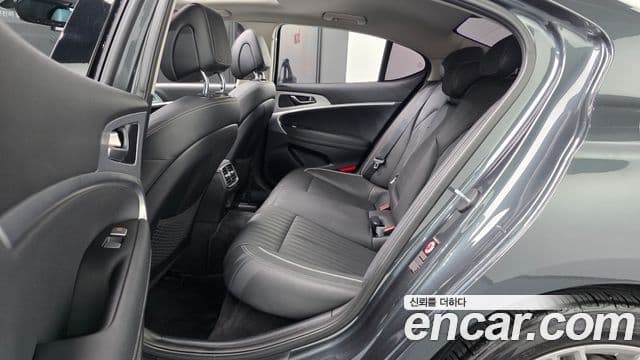 Genesis G70 2018 — фото 12 из 20