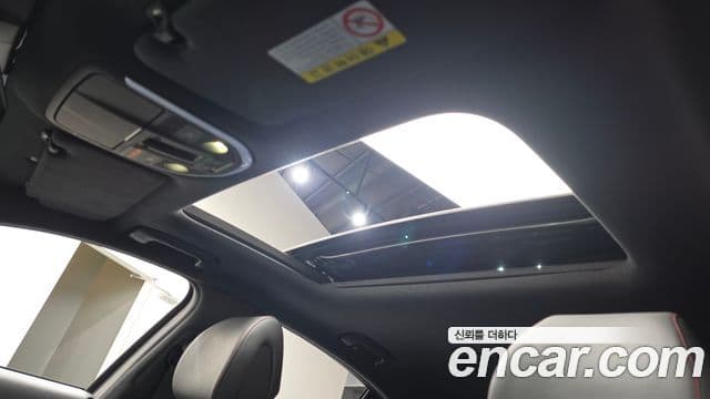 Genesis G70 2019 — ფოტო 15/20