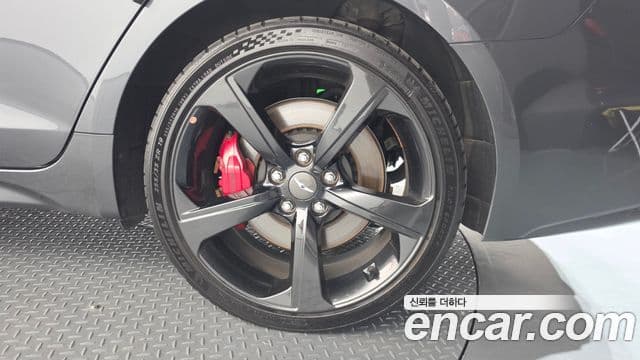 Genesis G70 2019 — ფოტო 22/36
