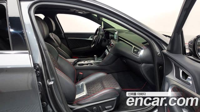 Genesis G70 2019 — ფოტო 17/36
