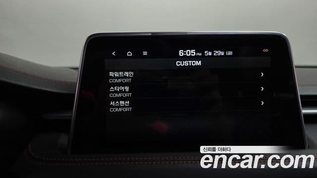 Genesis G70 2019 — ფოტო 10/36