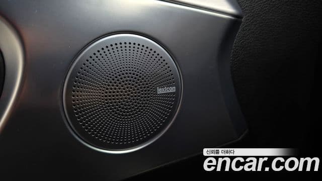 Genesis G70 2019 — ფოტო 12/36