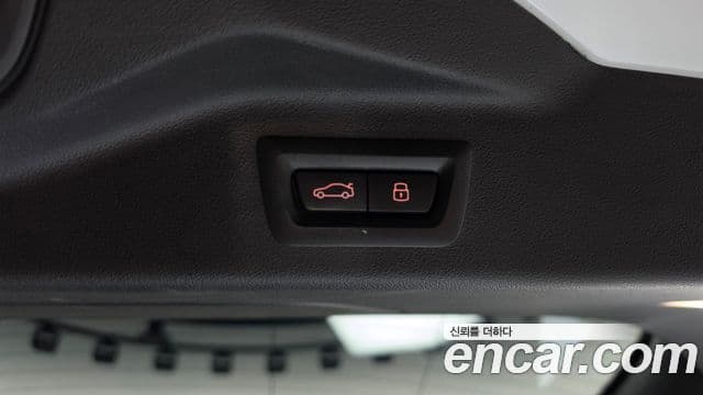 BMW X7 2024 — ფოტო 17/20