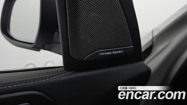 BMW X7 2024 — Photo 9/39
