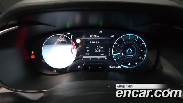 Genesis G70 2023 — ფოტო 7/20