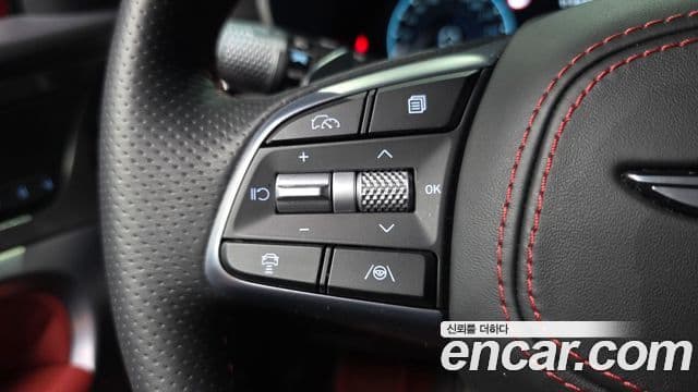 Genesis G70 2023 — ფოტო 17/20