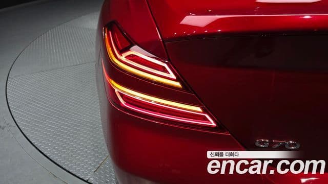 Genesis G70 2023 — Photo 34/35