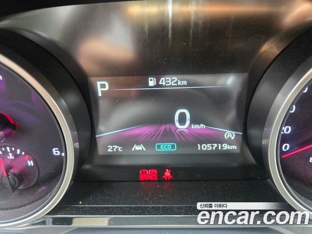 Kia Carnival 2022 — ფოტო 5/5