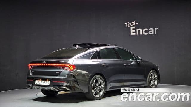 Kia K5 2020 — ფოტო 2/20