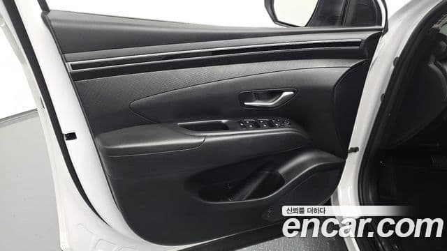 Hyundai Tucson Hybrid 2021 — Photo 16/30