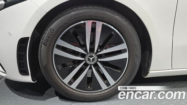 Mercedes-Benz A-Class 2021 — фото 5 из 20