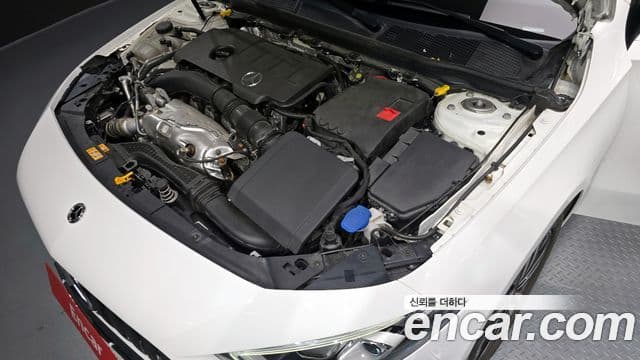 Mercedes-Benz A-Class 2021 — ფოტო 6/20