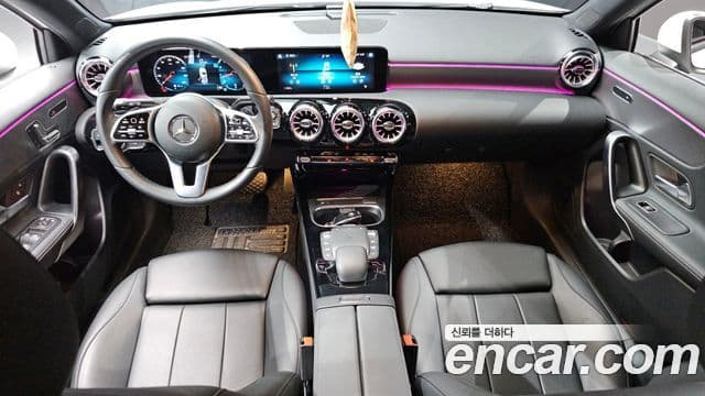 Mercedes-Benz A-Class 2021 — ფოტო 7/20