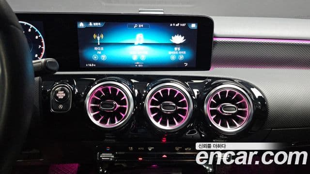 Mercedes-Benz A-Class 2021 — ფოტო 16/20
