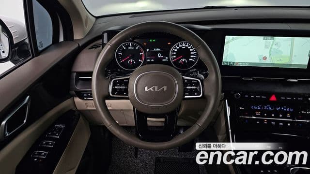 Kia Carnival 2023 — Фото 13/20