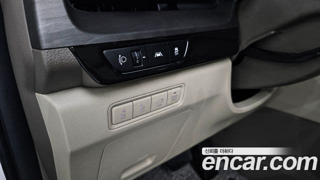 Kia Carnival 2023 — Фото 20/20