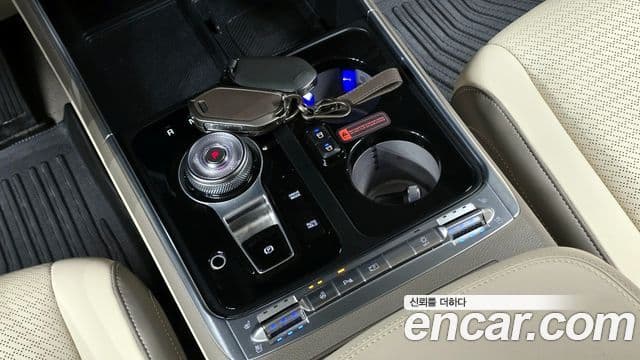 Kia Carnival 2024 — фото 9 из 20