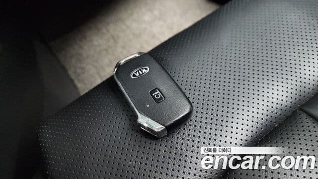 Kia K5 2020 — фото 15 из 20
