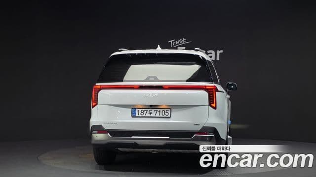 Kia Carnival 2024 — Şəkil 4/20