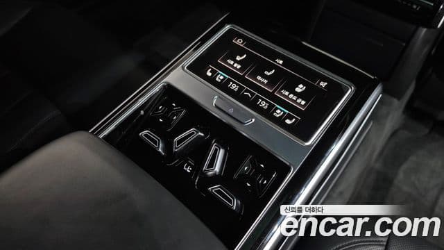 Audi A8 2019 — Şəkil 28/39