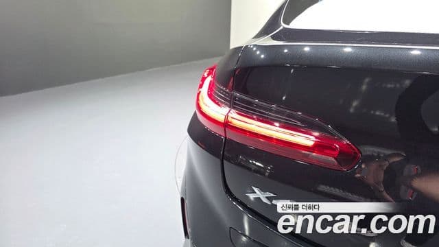 BMW X4 2025 — Photo 8/33
