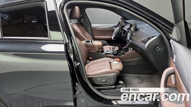 BMW X4 2025 — Photo 19/33
