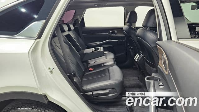Kia Sorento 2021 — фото 11 из 20