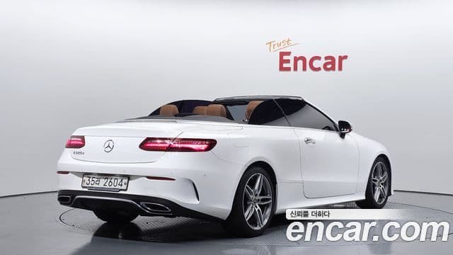 Mercedes-Benz E-Class 2018 — Şəkil 14/32