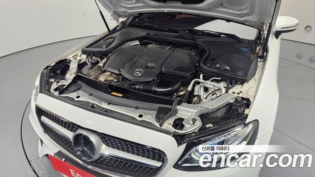 Mercedes-Benz E-Class 2018 — Şəkil 2/32