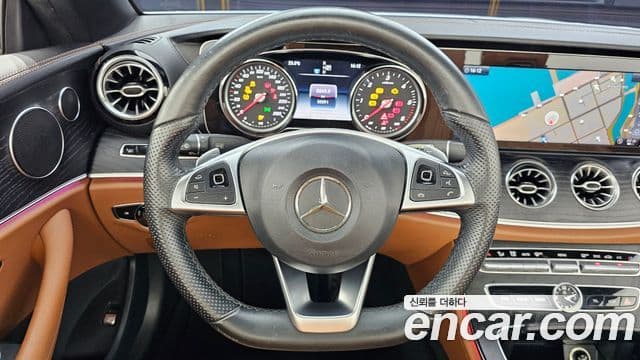 Mercedes-Benz E-Class 2018 — Şəkil 16/32