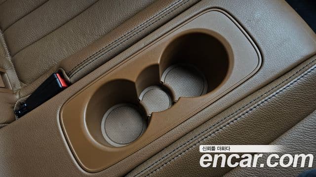 Mercedes-Benz E-Class 2018 — Şəkil 13/32