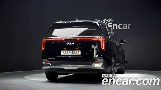 Kia Carnival 2024 — ფოტო 4/20