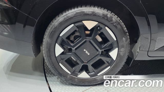 Kia Carnival 2024 — ფოტო 5/20