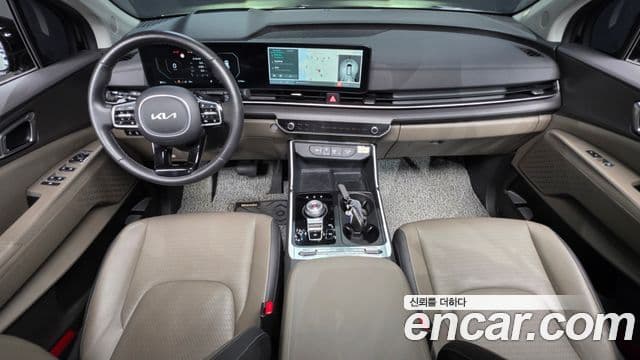 Kia Carnival 2024 — ფოტო 7/20