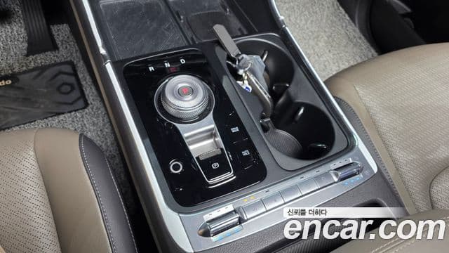 Kia Carnival 2024 — ფოტო 9/20