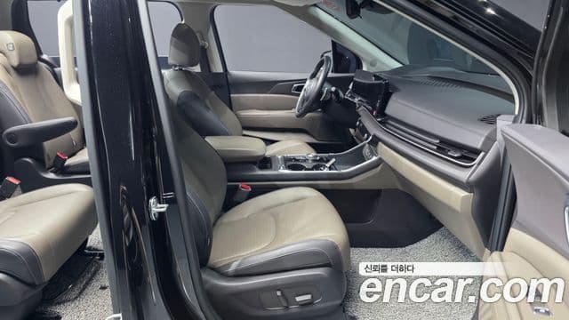 Kia Carnival 2024 — ფოტო 11/20