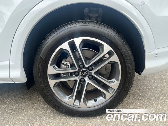 Audi Q5 2025 — Şəkil 4/20