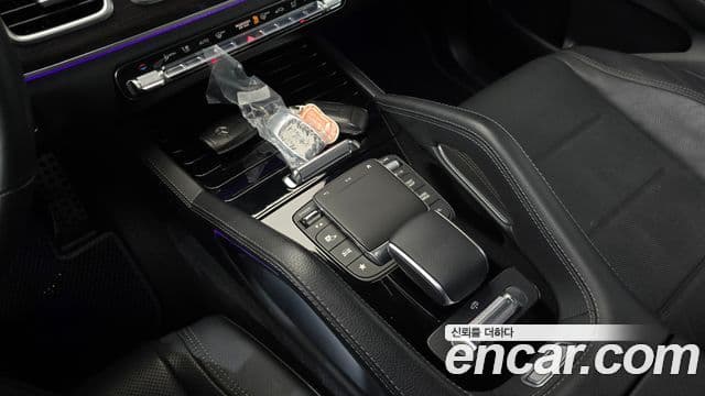 Mercedes-Benz GLE-Class 2023 — Şəkil 19/20