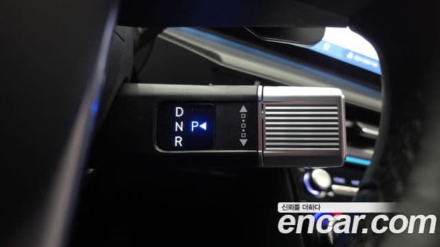 Hyundai Santa Fe 2023 — фото 7 из 20
