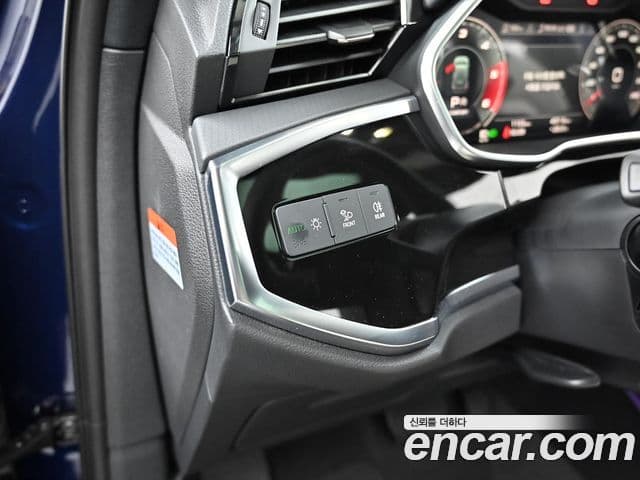 Audi Q3 2025 — ფოტო 16/20