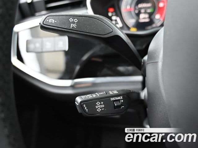 Audi Q3 2025 — ფოტო 18/20