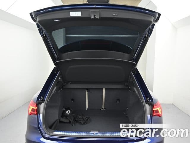 Audi Q3 2025 — фото 20 из 20