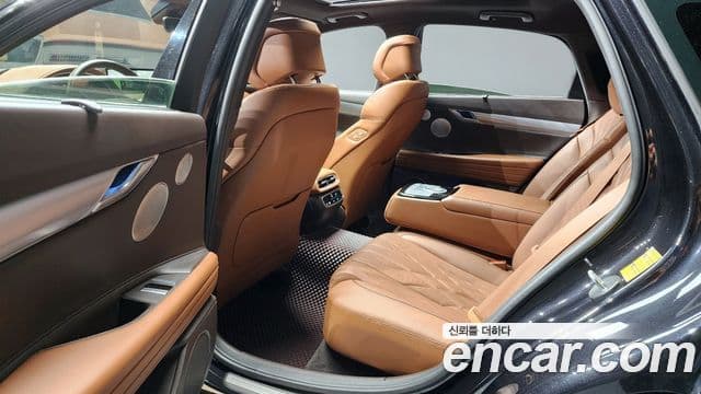 Genesis Electrified G80 2020 — фото 11 из 20
