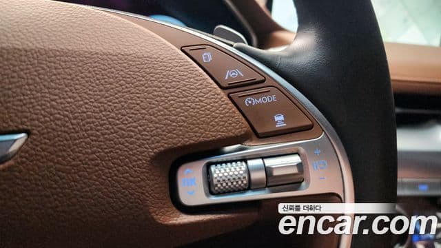 Genesis Electrified G80 2020 — ფოტო 18/20