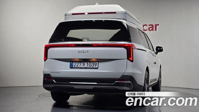 Kia Carnival 2024 — ფოტო 4/20