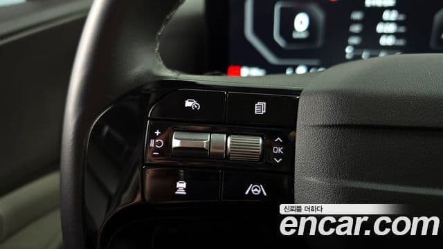 Kia Carnival 2024 — ფოტო 16/20
