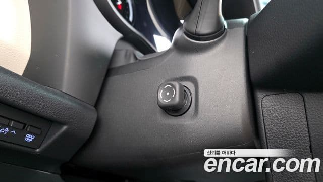 Toyota Sienna 2021 — ფოტო 18/20