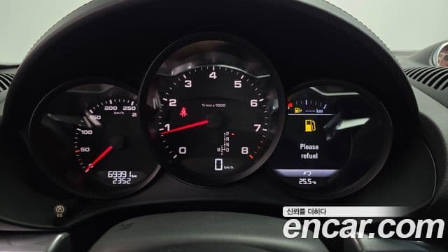 Porsche 718 Cayman 2018 — Şəkil 8/20