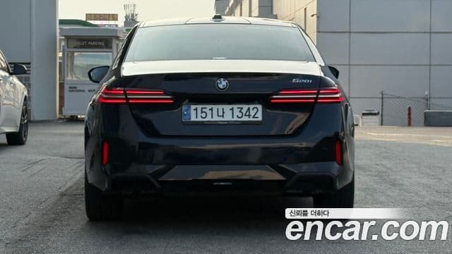 BMW 5 Series 2024 — Şəkil 3/19