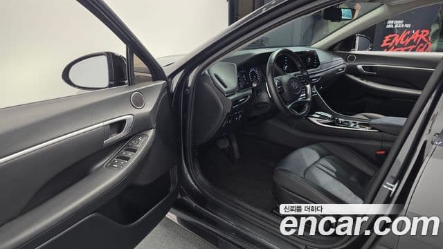 Hyundai Sonata 2021 — Фото 10/20